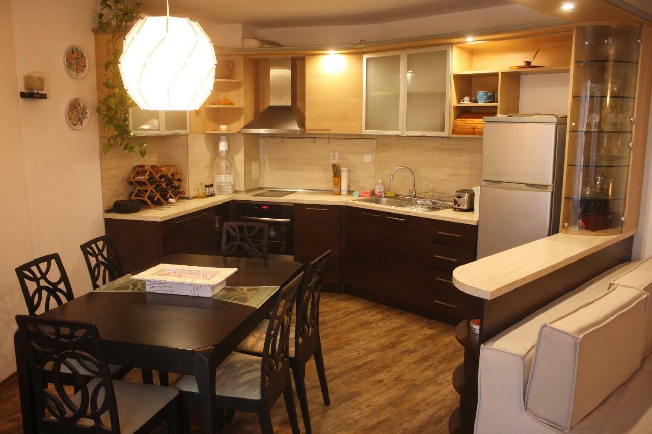 פלובדיב Central Square Apartment מראה חיצוני תמונה