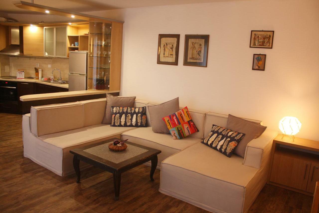 פלובדיב Central Square Apartment מראה חיצוני תמונה